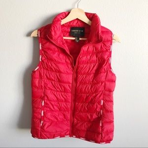Forever 21 red puffer vest. Size Small